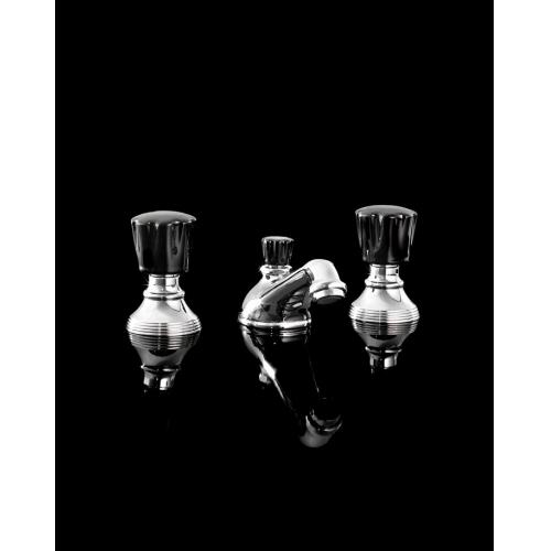 Смеситель для раковины Devon&Devon Black Morris DDMRBL300 на 3 отверстия